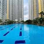 Good Deal And Homey Studio At Springlake Summarecon Bekasi Apartment By Travelio