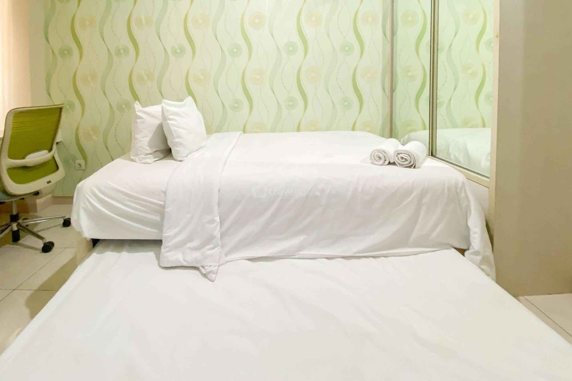 Good And Homey At Springlake Summarecon By Travelio * Bekasi