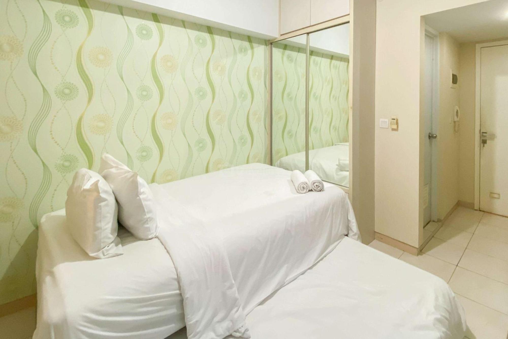 Good And Homey At Springlake Summarecon By Travelio Apartemen Bekasi